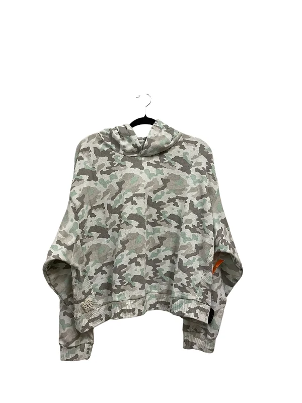 Sweatshirt Hoodie By Simply Southern In Camouflage Print, Size: Xl