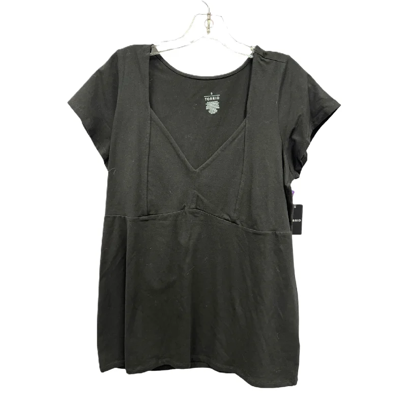 Top Short Sleeve By Torrid  Size: 3