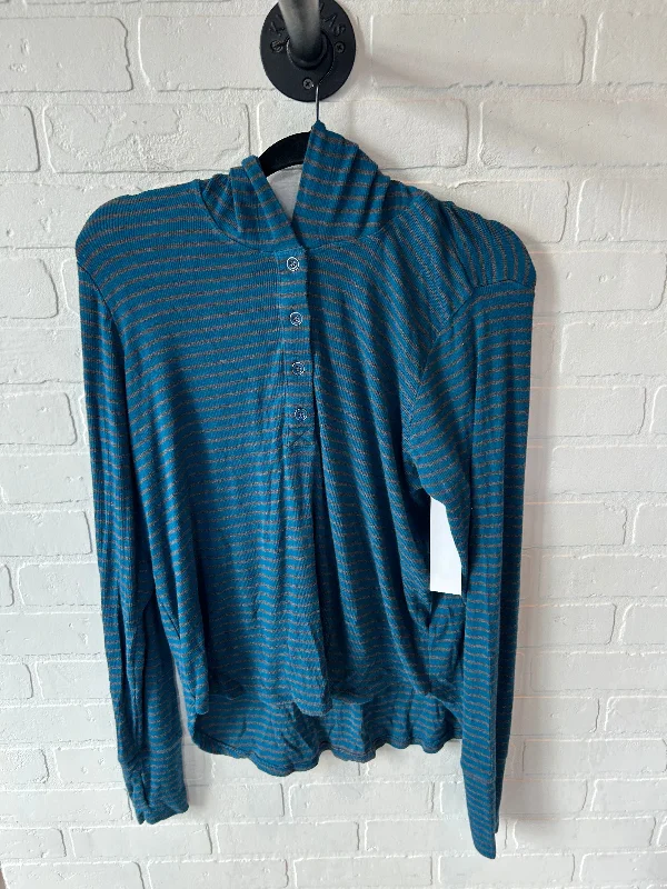 Top Long Sleeve By Cabi In Blue & Grey, Size: L