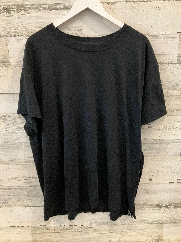 Top Long Sleeve By Lululemon In Black, Size: 20