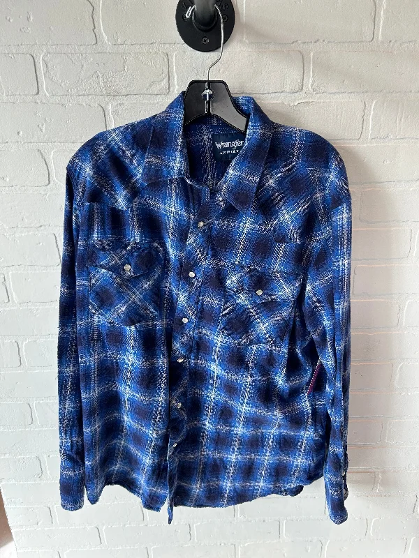 Top Long Sleeve By Wrangler In Blue & White, Size: L