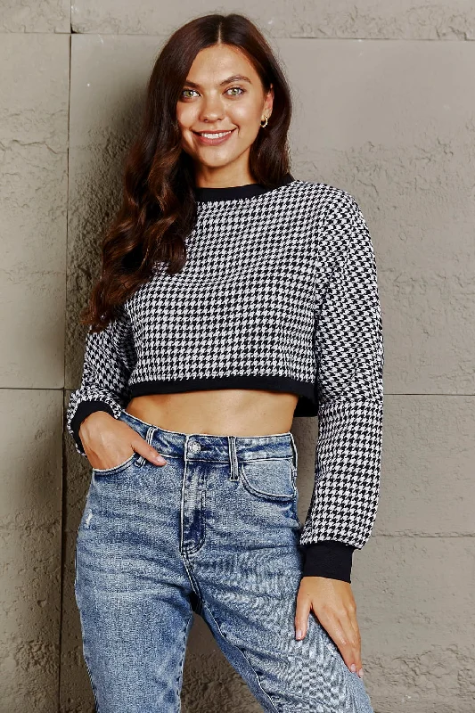 Houndstooth Round Neck Dropped Shoulder Cropped Sweatshirt